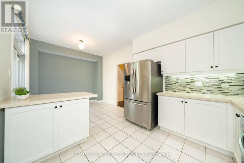 22 William Poole Way — photo 15 of 33