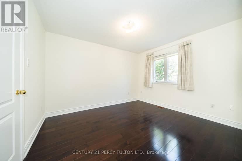 22 William Poole Way — photo 18 of 33