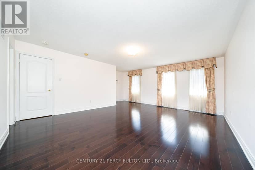 22 William Poole Way — photo 27 of 33