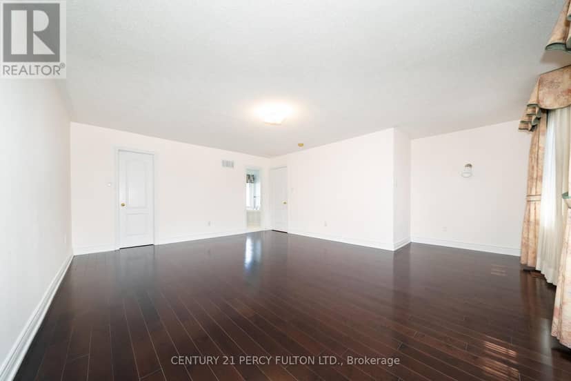 22 William Poole Way — photo 28 of 33