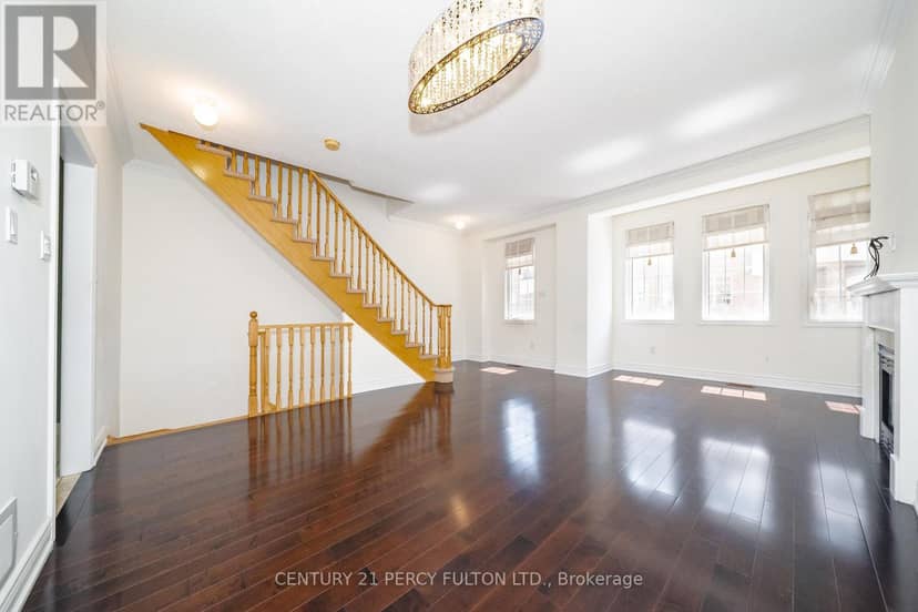 22 William Poole Way — photo 3 of 33