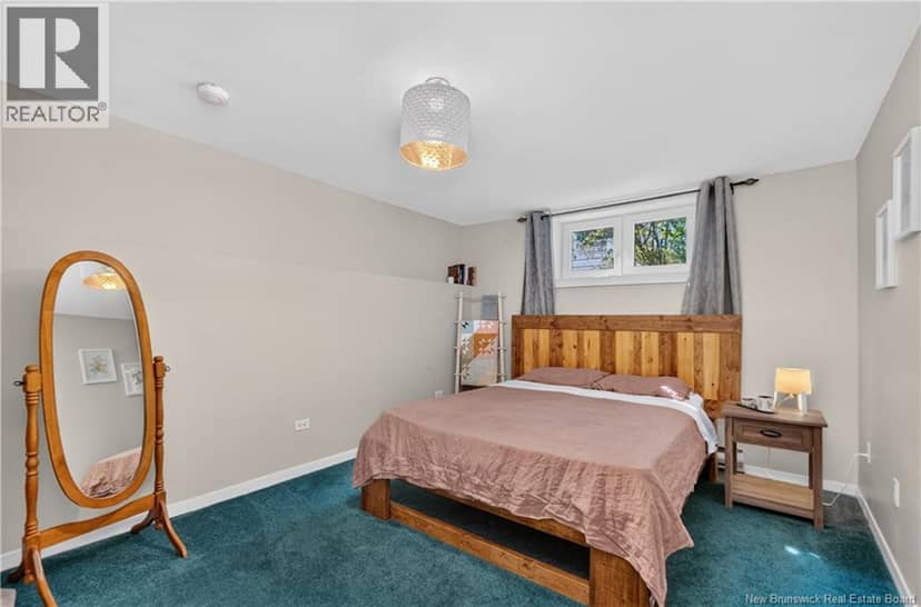 223 Edgett Avenue — photo 34 of 40