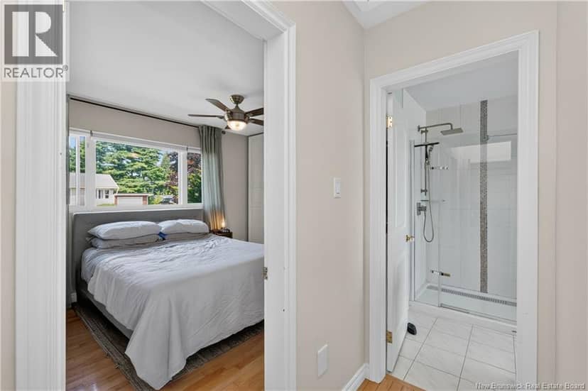 223 Edgett Avenue — photo 23 of 40