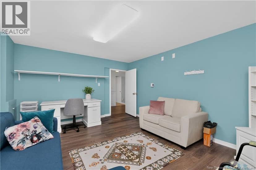 223 Edgett Avenue — photo 32 of 40