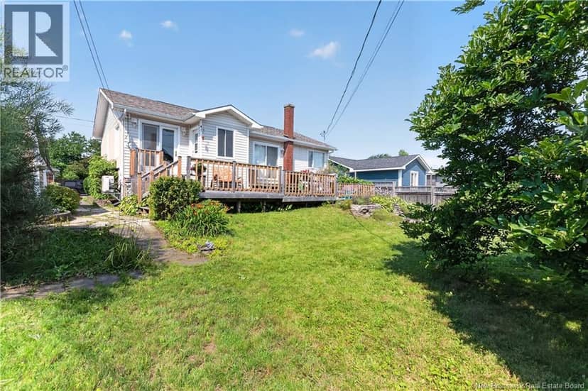 223 Edgett Avenue — photo 38 of 40