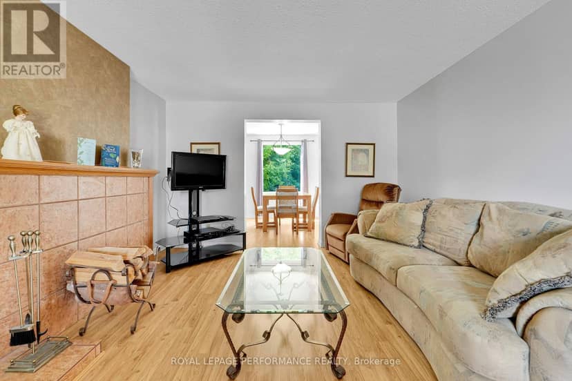 1080 Cloverlawn Court, Ottawa, photo 8