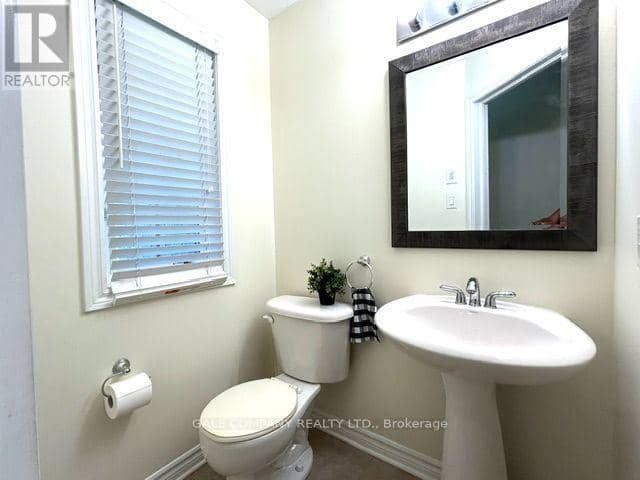 149 Tandalee Crescent — photo 5 of 21