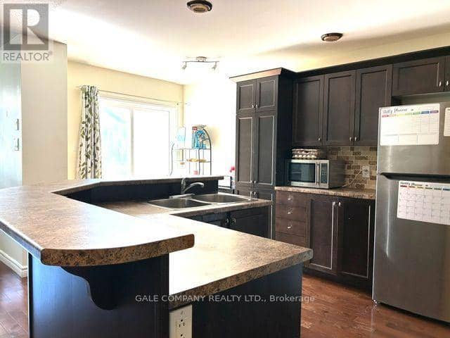 149 Tandalee Crescent — photo 8 of 21