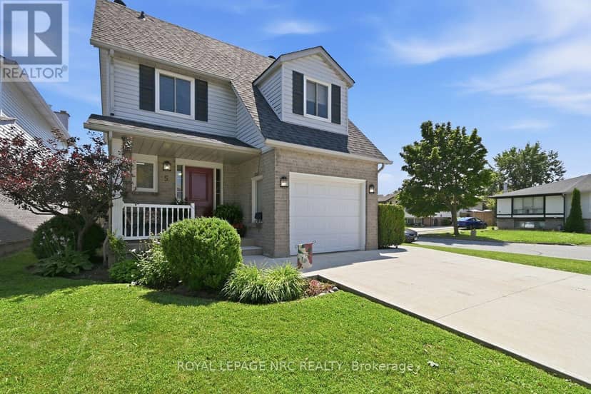 5 Culligan Crescent — photo 1 of 26