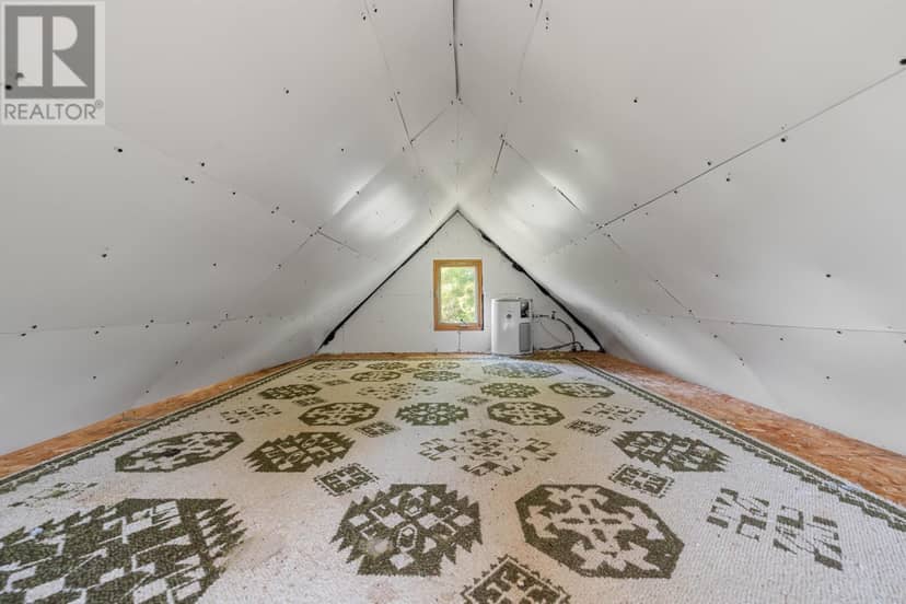 23 Hennebury Road — photo 22 of 40