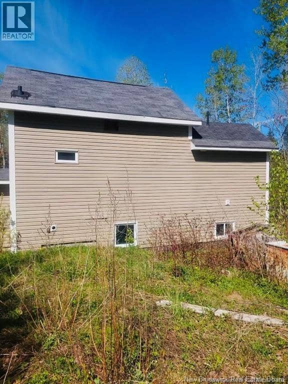 717 Laplante Road — photo 3 of 13