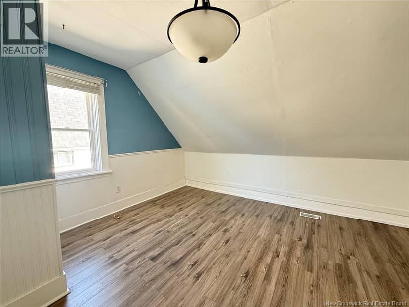 39 Warren Avenue — photo 28 of 38