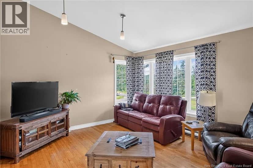 591 Grove Hill Road — photo 8 of 35