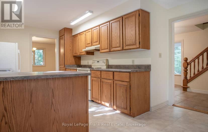 14125 Regional Rd 57 — photo 14 of 34