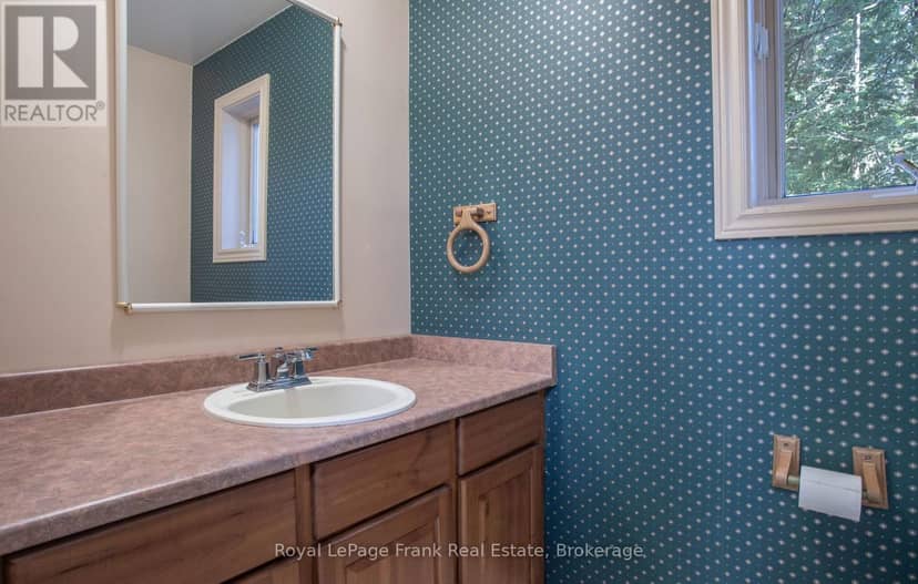 14125 Regional Rd 57 — photo 20 of 34