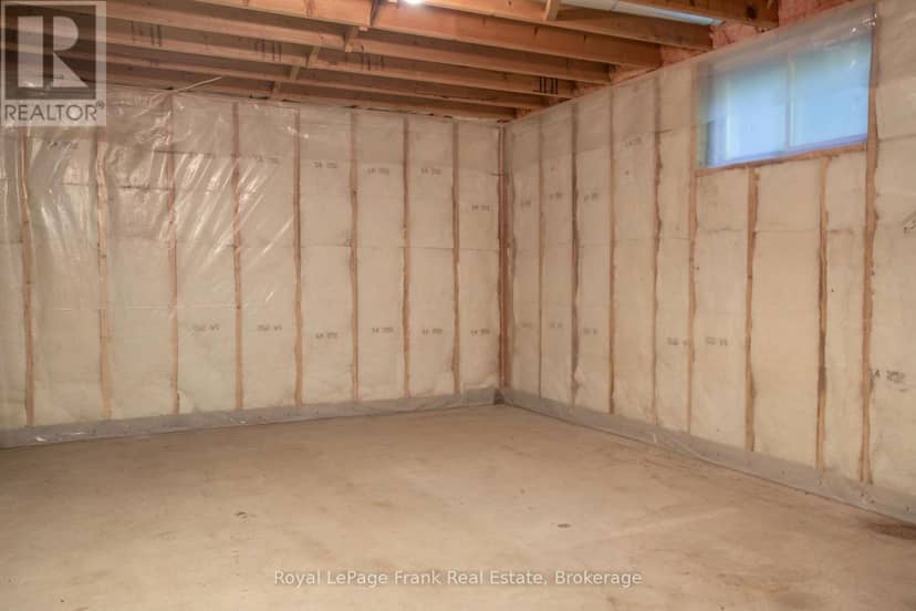 14125 Regional Rd 57 — photo 27 of 34