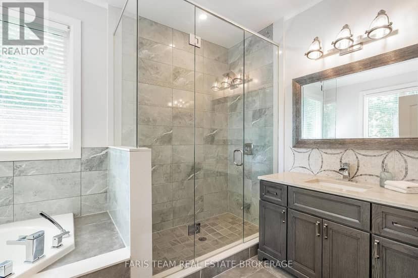 7 Duquette Court — photo 17 of 40