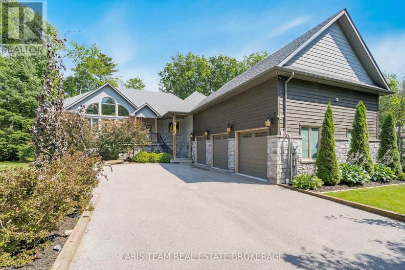 7 Duquette Court — photo 3 of 40