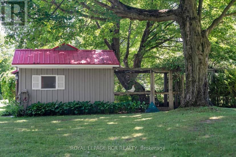 5258 Winston Churchill Boulevard — photo 9 of 40