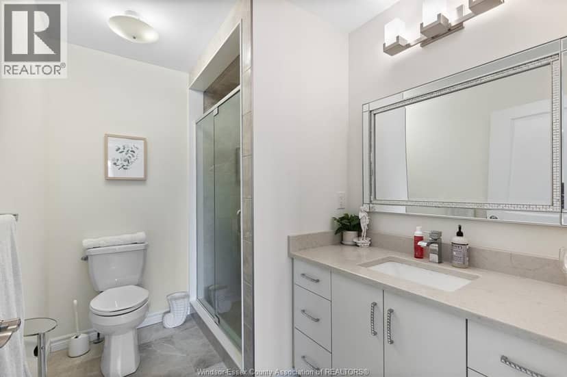 117 ARTHUR STREET North — photo 23 of 38