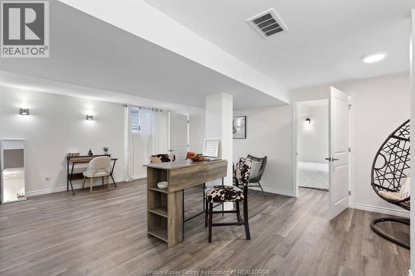 117 ARTHUR STREET North — photo 31 of 38