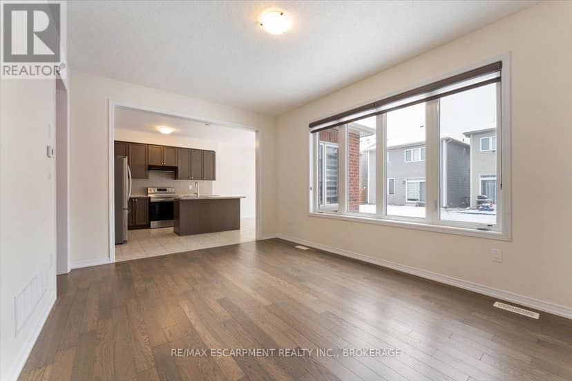 13 Steven Drive — photo 10 of 40
