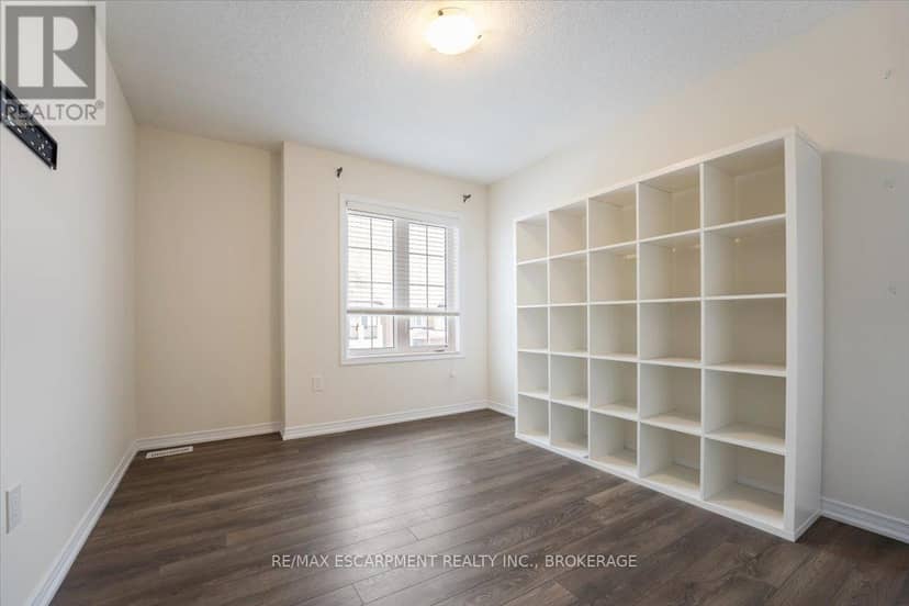 13 Steven Drive — photo 33 of 40