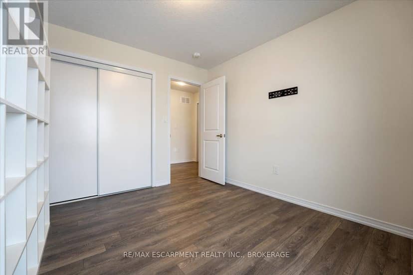 13 Steven Drive — photo 34 of 40