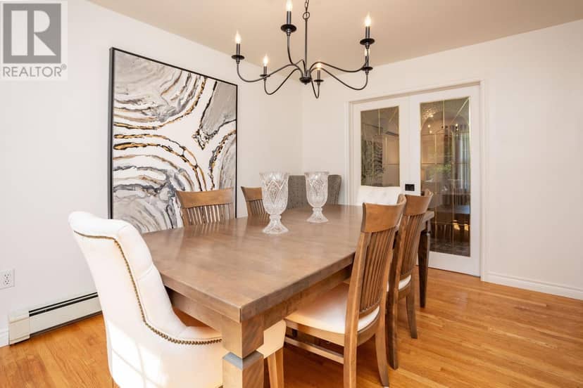 54 Anne Crescent — photo 6 of 34
