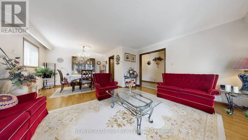 17 Squirewood Road, Toronto, photo 7
