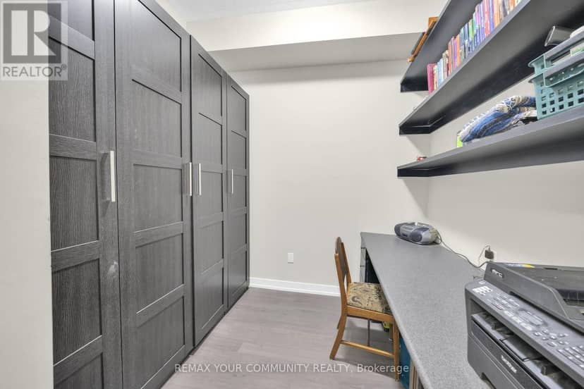 PH401 - 555 William Graham Drive — photo 5 of 35