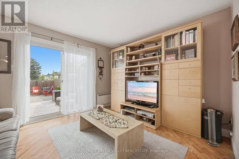 10 Gladstone Square, Brampton, photo 8