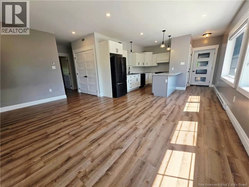 24 Riverview Drive Unit# 201 — photo 5 of 40