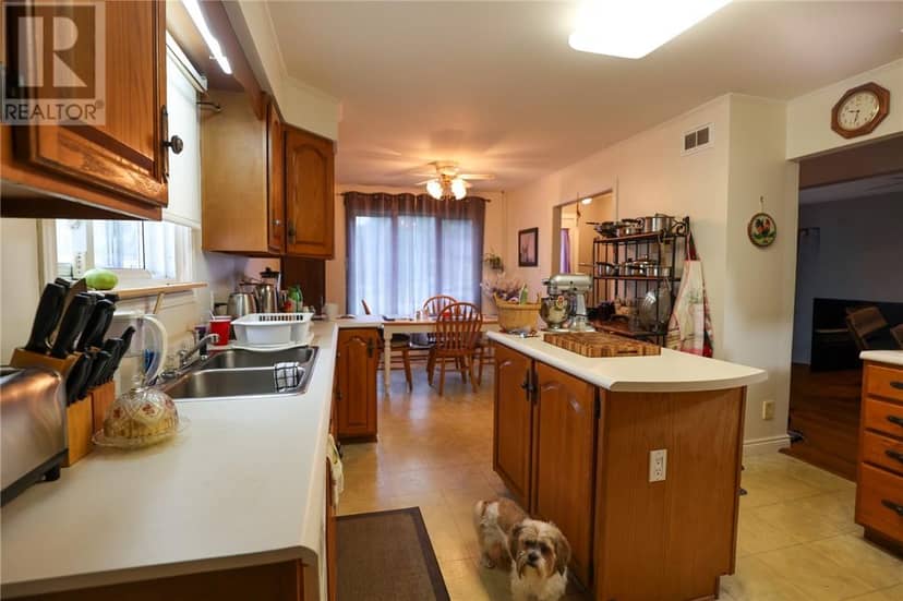 595 Brophy Street — photo 10 of 36