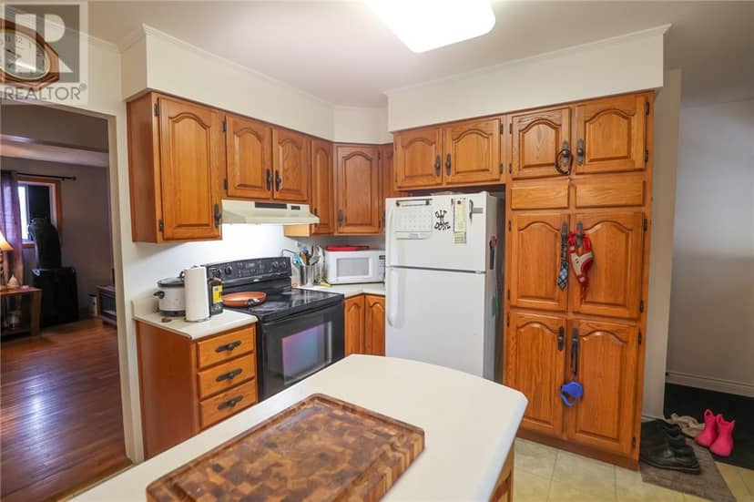 595 Brophy Street — photo 12 of 36