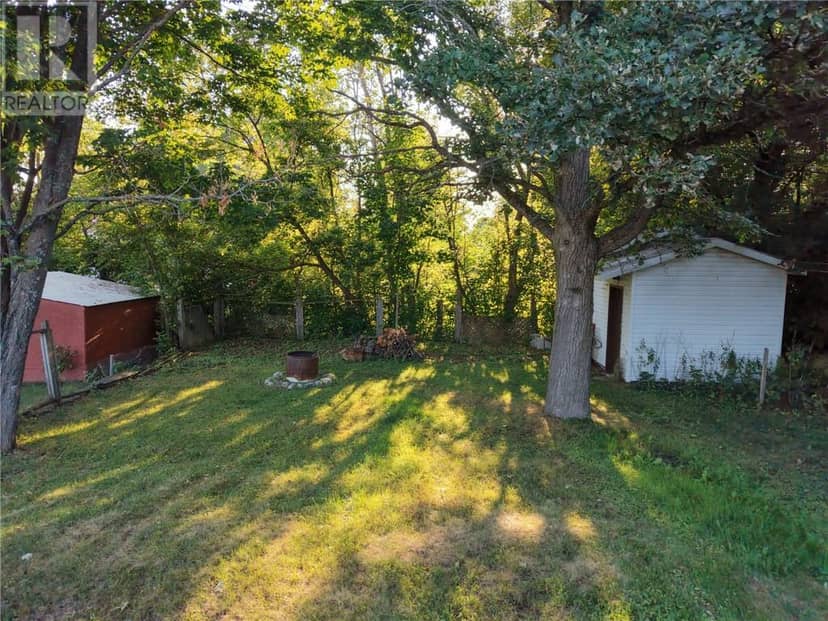 595 Brophy Street — photo 9 of 36