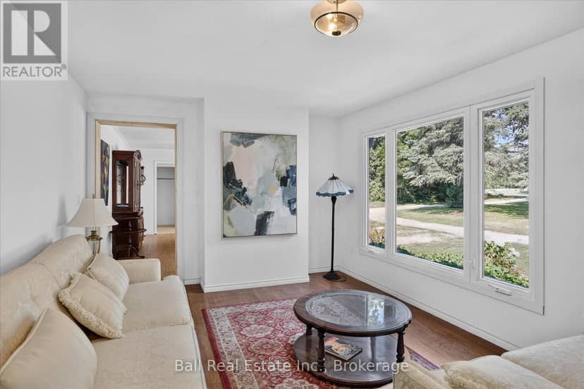 751 Ford Crescent — photo 10 of 40