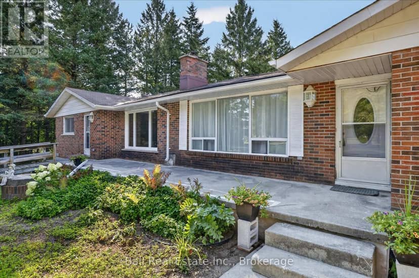 751 Ford Crescent, Cavan Monaghan, photo 2