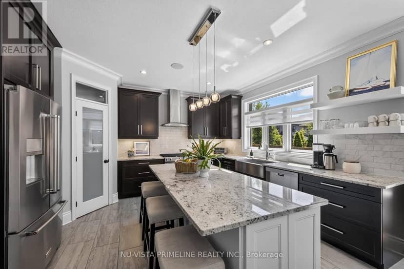 2330 Dauncey Crescent — photo 30 of 40