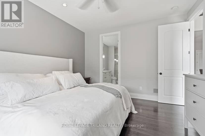 28 - 2215 Callingham Drive — photo 16 of 40