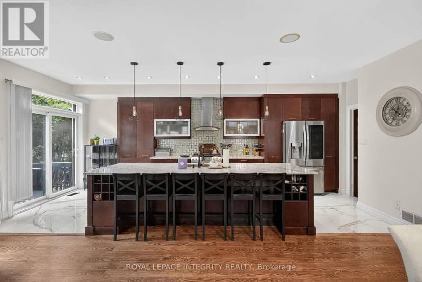 812 Petra Private — photo 6 of 40