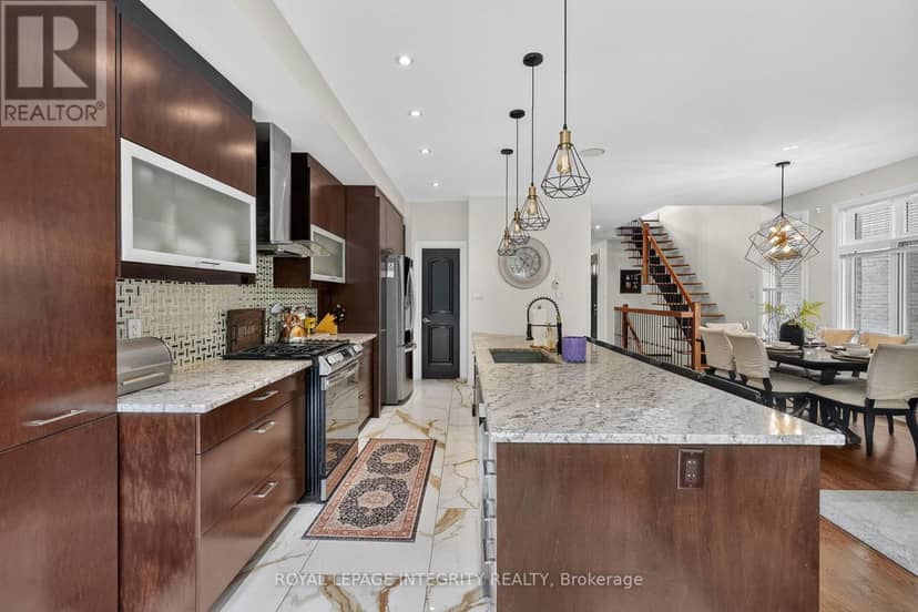 812 Petra Private — photo 8 of 40