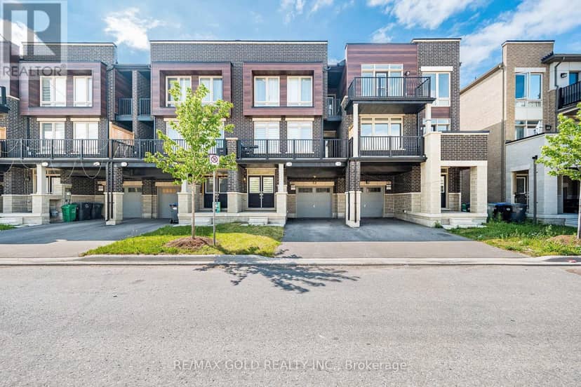 44 Donald Ficht Crescent — photo 2 of 40