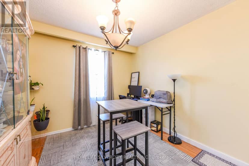 29 - 7255 Dooley Drive — photo 13 of 40
