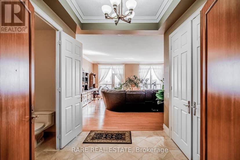 TPH6 - 25 Kingsbridge Garden Circle — photo 7 of 40