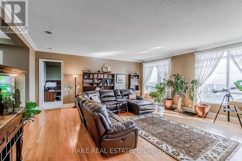 TPH6 - 25 Kingsbridge Garden Circle — photo 9 of 40