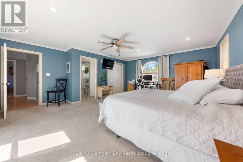 911 Watson Place — photo 15 of 40