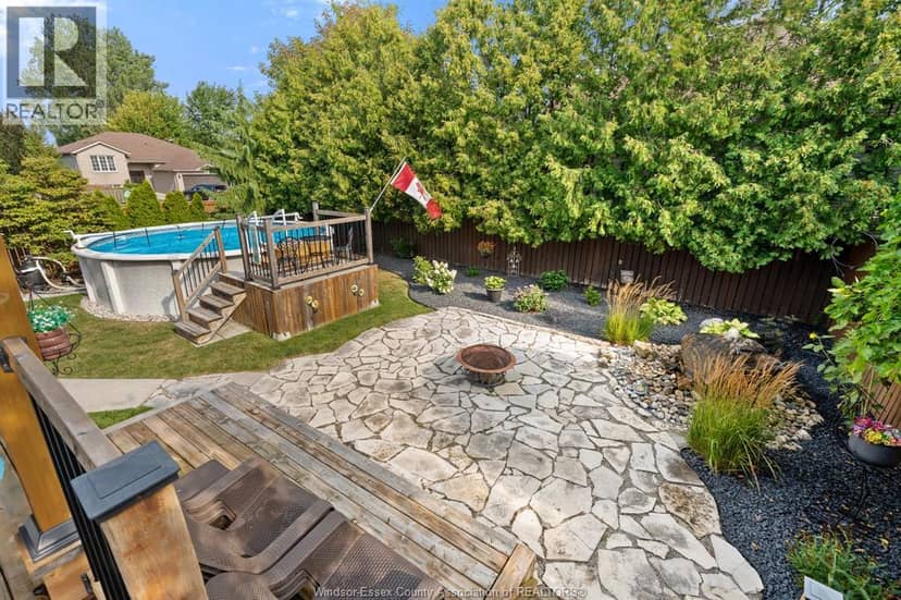 187 Mousseau CRESCENT — photo 2 of 37
