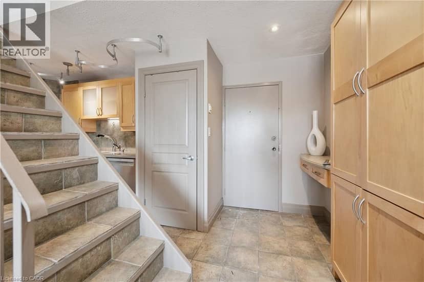 36 HAYHURST Road Unit# 329 — photo 7 of 28