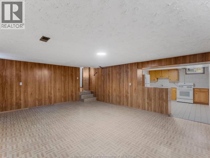 2787 Lionel DRIVE — photo 28 of 40